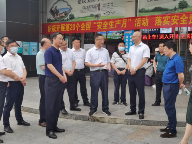 市人大常委會黨組書記、主任朱寅健一行調(diào)研上饒汽運