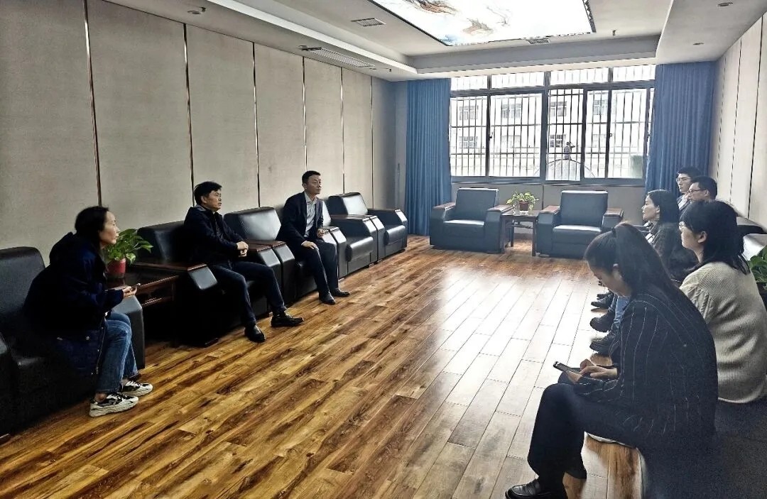 都市城際公交：旅游客運(yùn)分公司開(kāi)拓周末校園至永修景區(qū)直通車業(yè)務(wù)