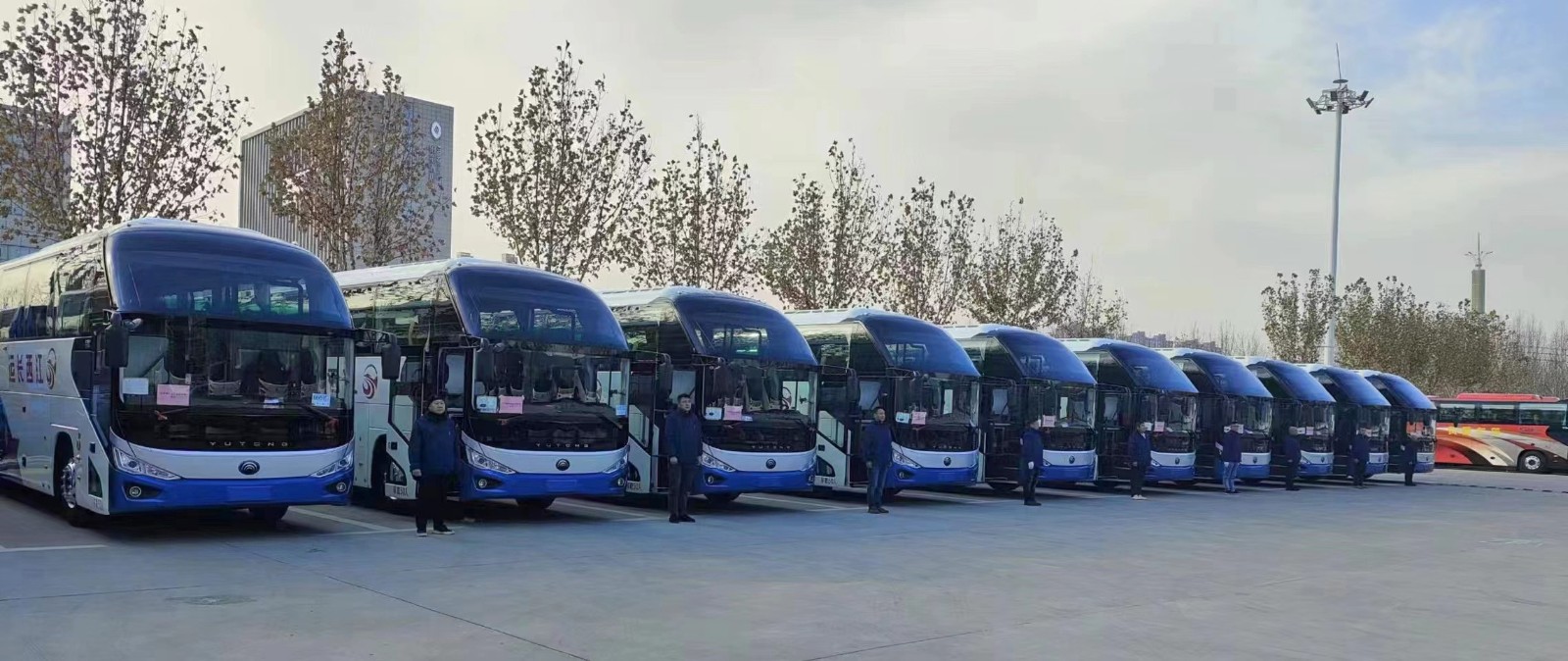 都市城際公交：2分鐘接單，20分鐘出發(fā)！高效完成緊急用車任務(wù)
