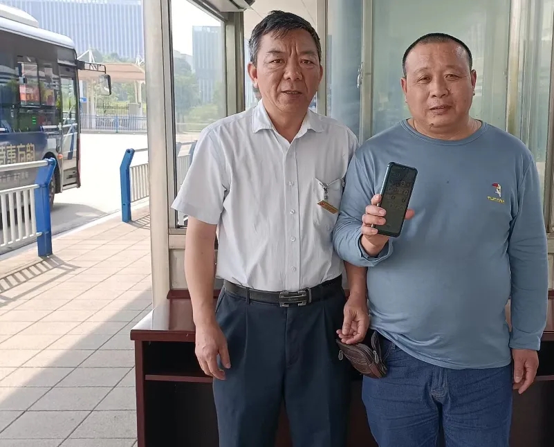 吉安長運:暖心公交司機(jī)獲贊連連
