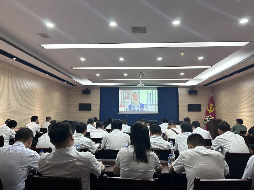 都市城際公交、大通物流：開(kāi)展安全知識(shí)培訓(xùn)